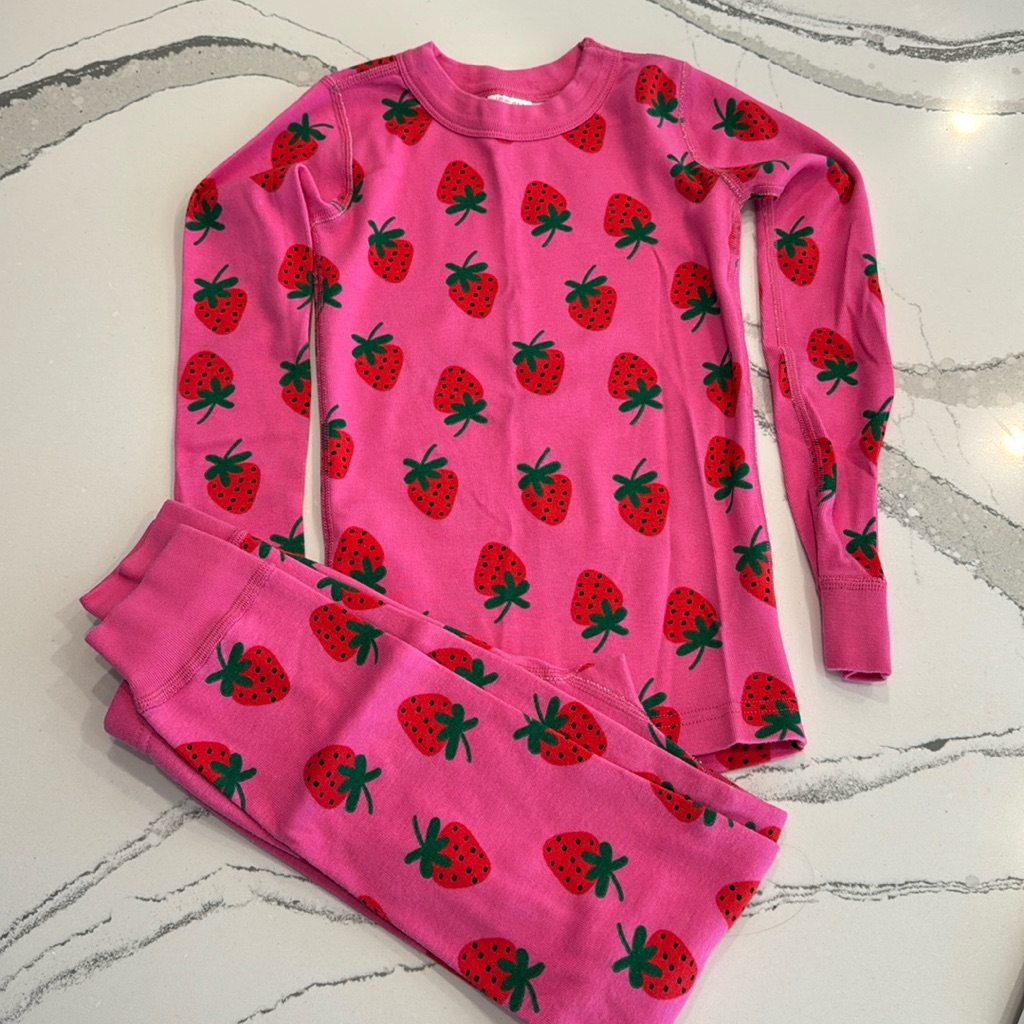 Hanna Andersson Girls Strawberry Pj Set Size 6-7